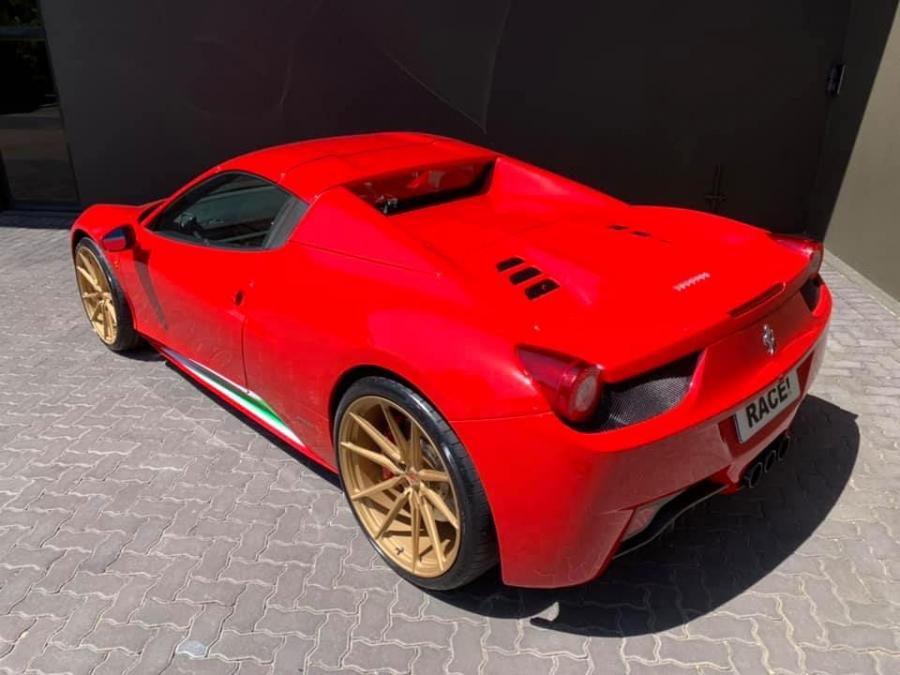  Ferrari 458 Spider by RACE! 2019 года  (фото 9 из 10)